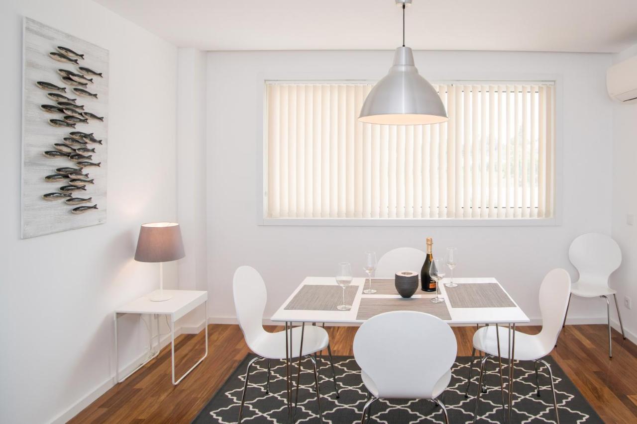 Two Bedroom Stylish Central Tavira Apartment. 외부 사진